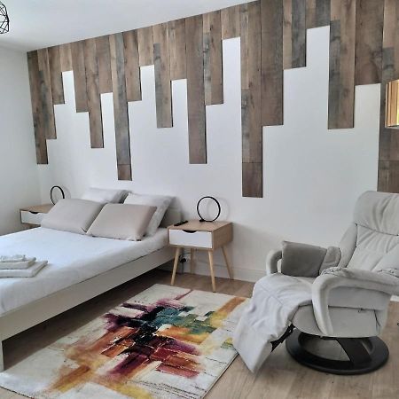 Ch Privee 18M - Canape - Netflix - Appart 120M Woippy Esterno foto